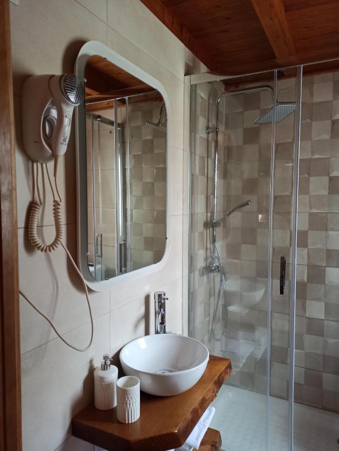 Onís Casa Rural La Cabana מראה חיצוני תמונה